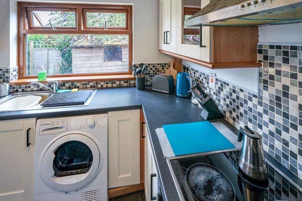 Modern 3 Bedroom House Close To Ferry And City Centre Belfast Kültér fotó