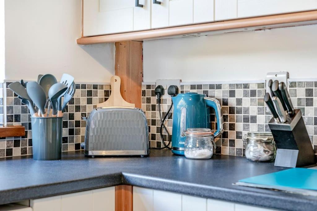 Modern 3 Bedroom House Close To Ferry And City Centre Belfast Kültér fotó